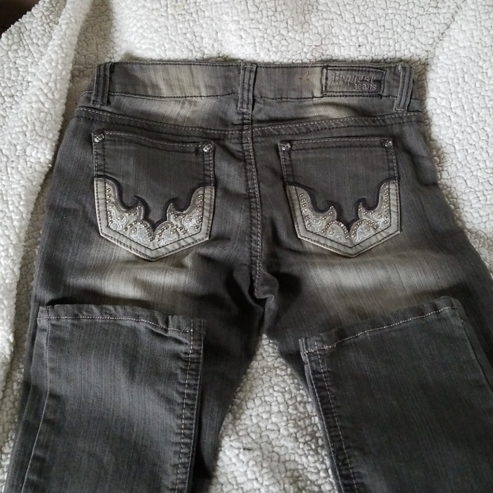 Request jeans